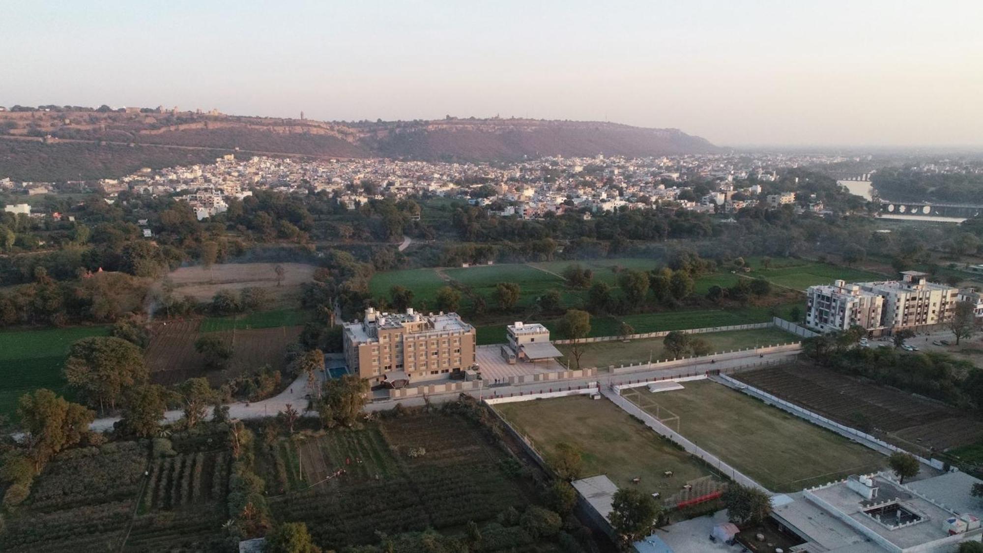 Kukda Resort Chittorgarh Kültér fotó